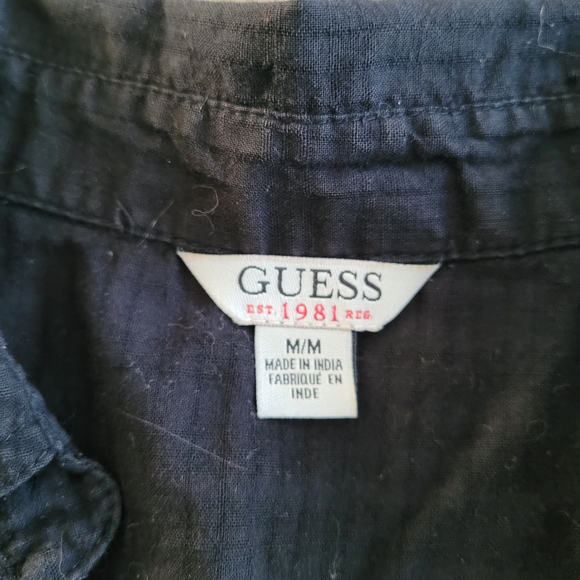 GUESS Button-Up Top - Picture 2 of 6